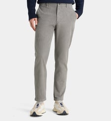 Pantalon chino Defender slim en velours milleraies North Sails