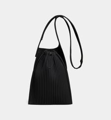 Sac pochette plissée bandoulière HOMME PLISSÉ ISSEY MIYAKE