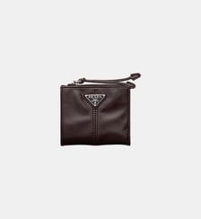 Petit portefeuille en cuir signature Prada
