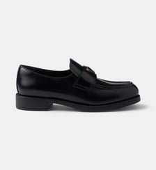 Mocassins en cuir brossé Prada
