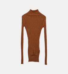 Pull fin ajusté col roulé en maille côtelée laine et soie Carven