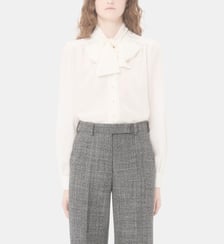 Chemise droite en soie crêpe de chine foulard fermeture boutonnée Valentino Garavani
