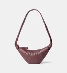 Sac croissant Small en cuir Lemaire