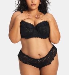 Culotte Roselace effet dentelle Savage x Fenty