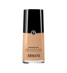 Fond de Teint Eclat Naturel Parfait Giorgio Armani