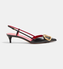 Escarpins à bride arrière signature en cuir de  En Veau Valentino Garavani