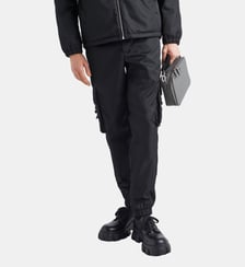 Pantalon droit en Re-Nylon Prada
