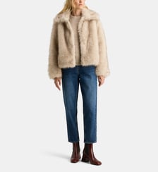 Manteau court Fox Fur effet fourrure Galeries Lafayette