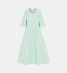 Robe fluide mi-longue brodée en crêpe strass Valentino Garavani