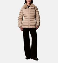 Doudoune courte satinée à capuche en fausse fourrure Calvin Klein