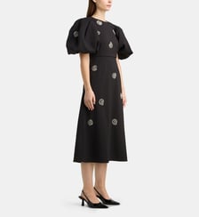 Robe longue à manches bouffantes avec fleurs en strass Stine Goya