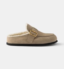 Mules en veau velours Prada