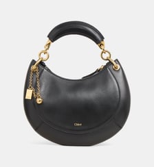Petit sac hobo Banana en cuir lisse
Chloé