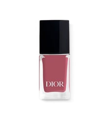 Vernis à ongles effet gel et couleur couture Dior