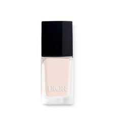 Vernis à ongles effet gel et couleur couture Dior