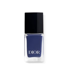 Vernis à ongles effet gel et couleur couture Dior