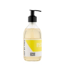 Vegan detox shampoo CUT BY FRED