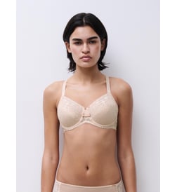 Beige et doré