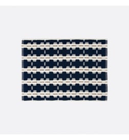 Bleu et écru