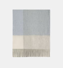 Bleu glacier, gris argente et naturel