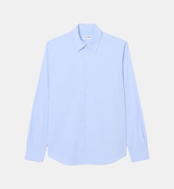 Blanc et bleu clair