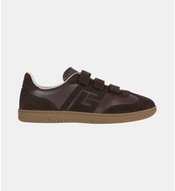 Marron foncé