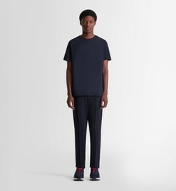 Bleu foncé