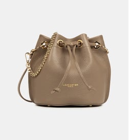 Taupe, in et or