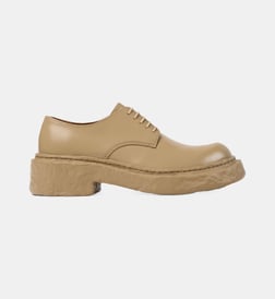 Beige moyen