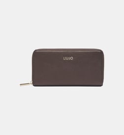 Marron foncé