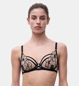 Noir et rose pâle