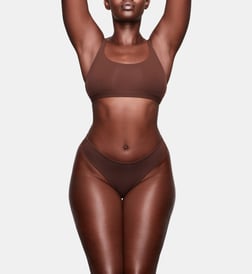 Marron foncé