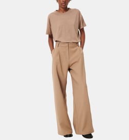 Beige foncé