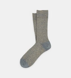 Gris et bleu