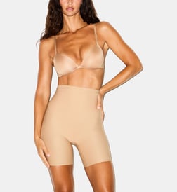Beige moyen