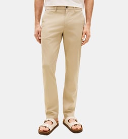Beige foncé