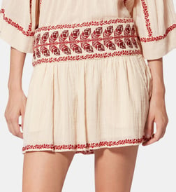 Beige et red