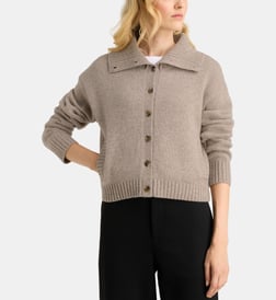Beige moyen
