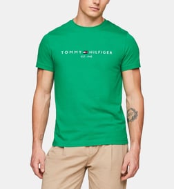 Vert foncé