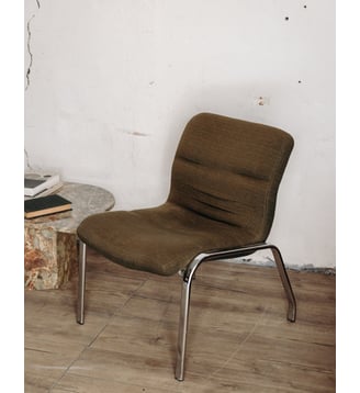 Fauteuil kaki Jakob N°252- Produit chiné - Debongout - Kaki