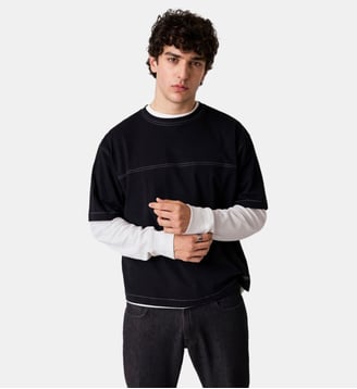 T-shirt Boxy en coton signature  - Guess Jeans - Noir