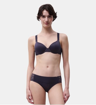 Soutien-gorge mémoire de forme emboîtant en dentelle - Chantelle - Bleu infini