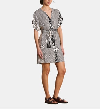 Robe courte ample col V à imprimé - La Fée Maraboutée - Écru et noir