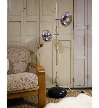 Grand lampadaire en chrome Julien N°257- Produit chiné - Debongout - Argenté