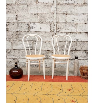 Paire de chaises cannée Claude N°648- Produit chiné - Debongout - Blanc