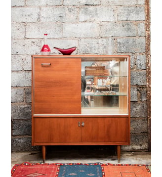 Grande vitrine en bois clair et foncé Victoria N°183- Produit chiné - Debongout - Bois foncé