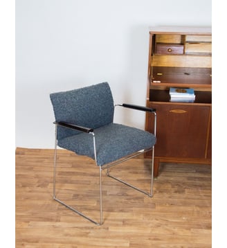 Fauteuil en métal Jakob N°269- Produit chiné - Debongout - Noir
