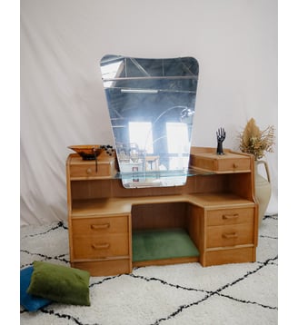 Grande coiffeuse en chêne Louise N°240- Produit chiné - Debongout - Bois clair