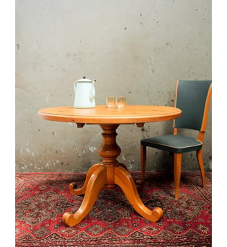 Table à manger ronde Romy N°1418- Produit chiné - Debongout - Bois clair