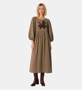 Robe Rosina Patch - Leon & Harper - Beige
